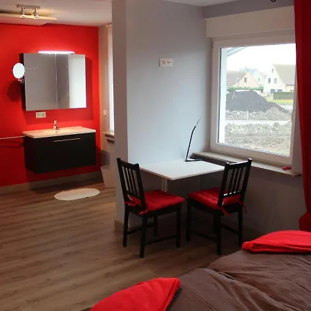 Gorgeous Group For 20 People With Sauna, Within Walking Distance Of The Beach Semesterbostad Wenduine