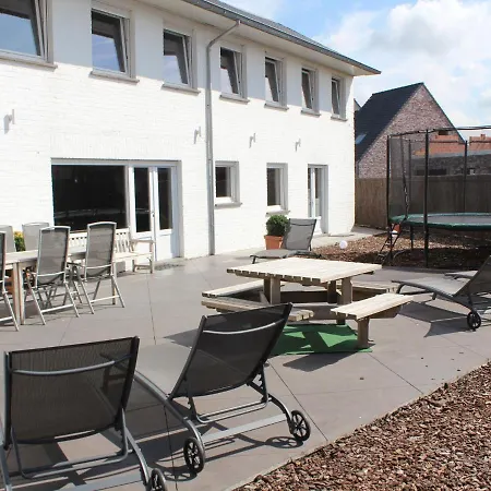 Semesterbostad Gorgeous Group For 20 People With Sauna, Within Walking Distance Of The Beach Wenduine